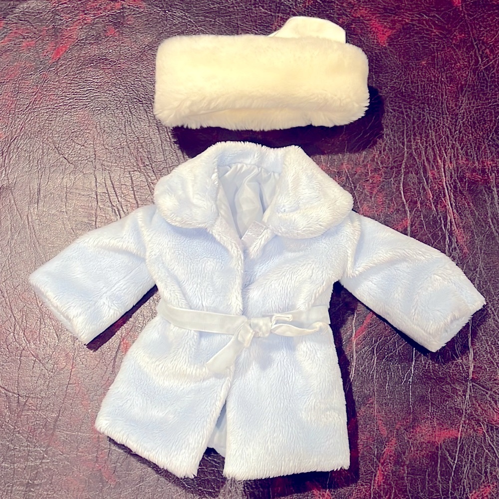 Vintage American girl winter coat and furry hat